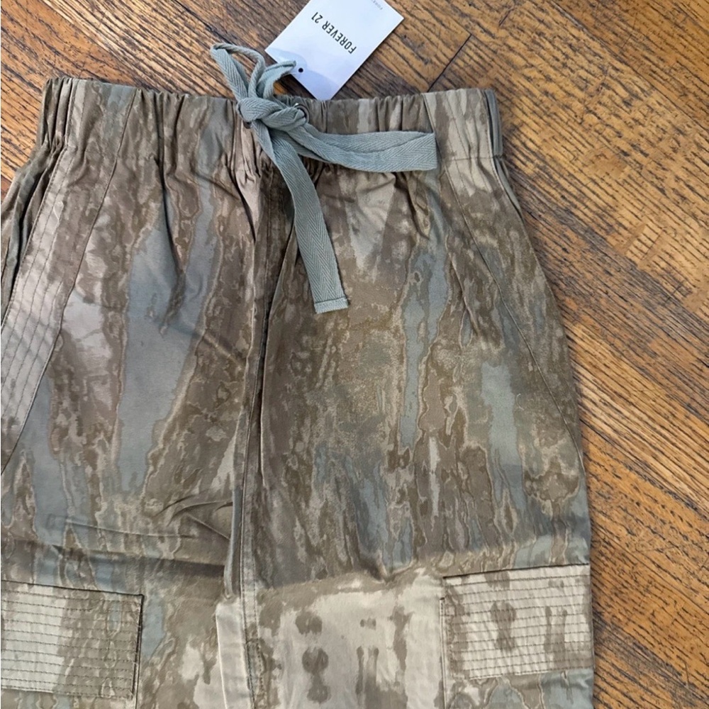 Forever 21 Maxi Skirt Cargo Khaki New Size XS - Picture 5 of 7